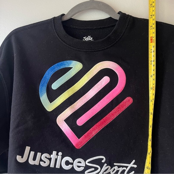 🌼 5/$25 Justice Sport Cropped Rainbow Heart Sweatshirt XS Black Fleece Pullover - Picture 5 of 8